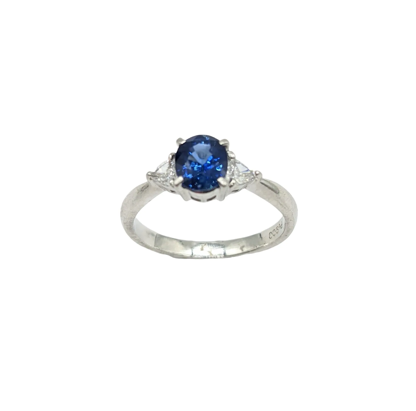 1.08 Carat Total Weight Sapphire Ring with Diamond Accents