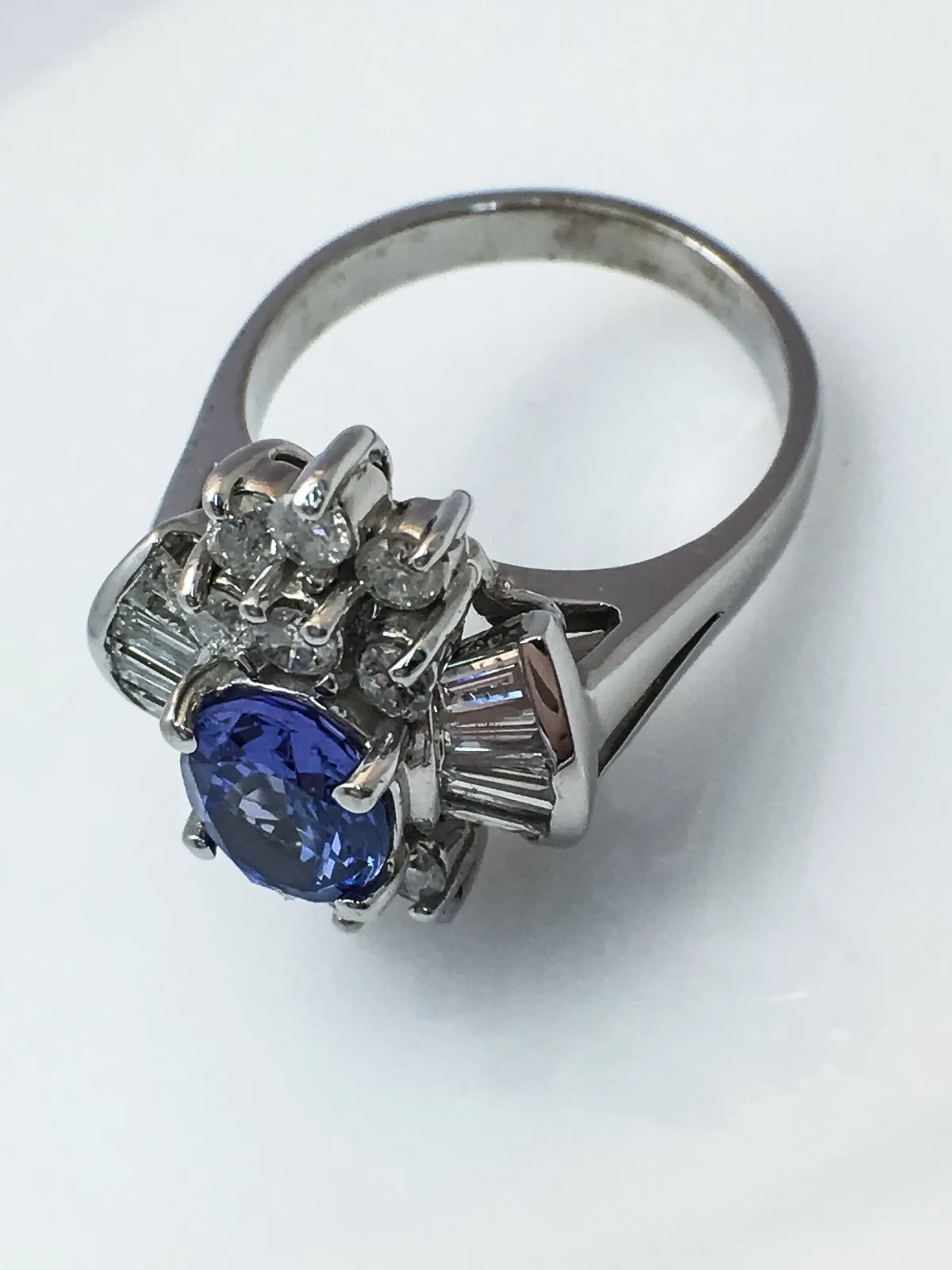 14K White Gold Fashion Ring with Tanzanite Center Stone