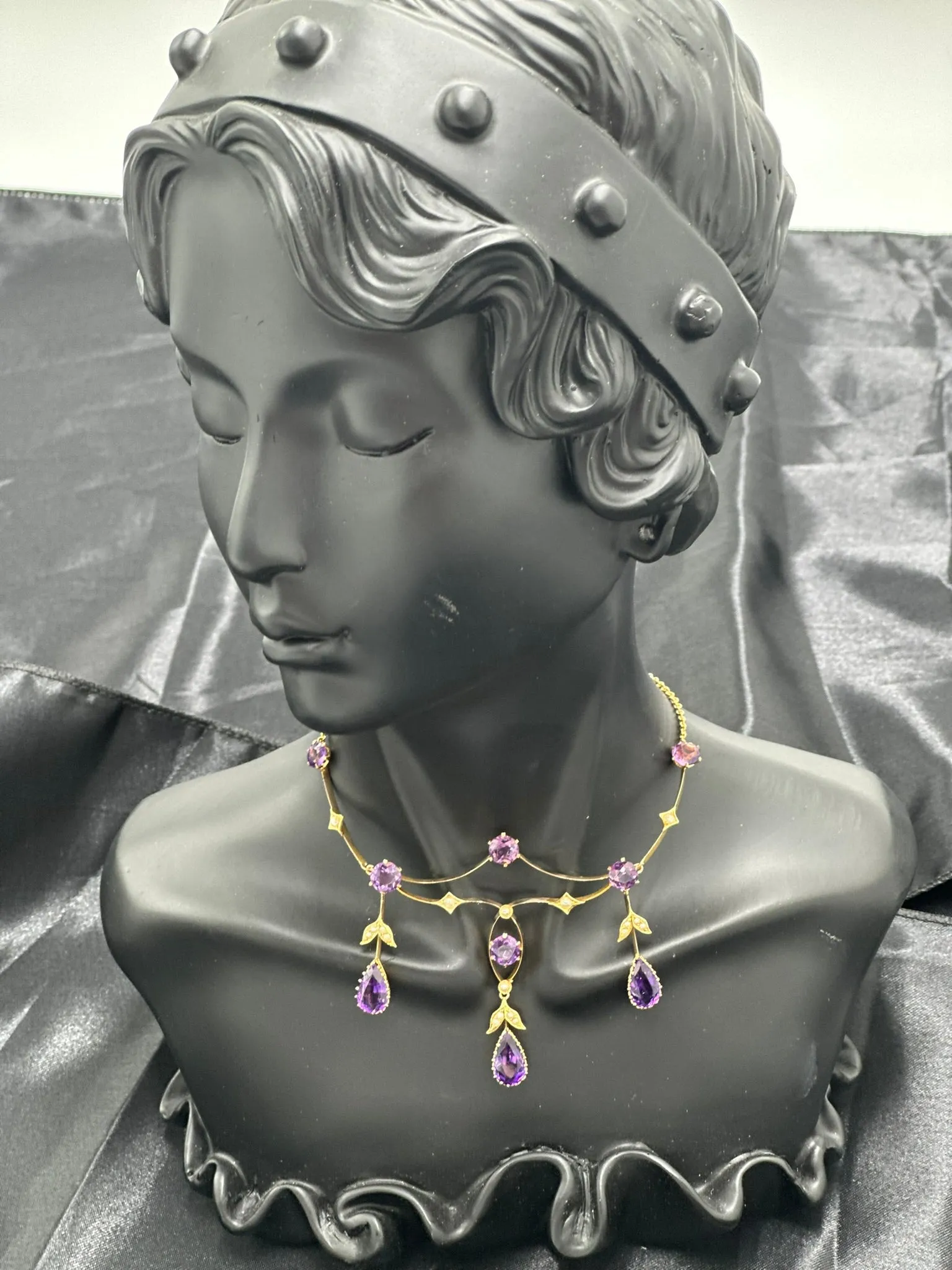 15ct Yellow Gold Amethyst and Pearl Necklace