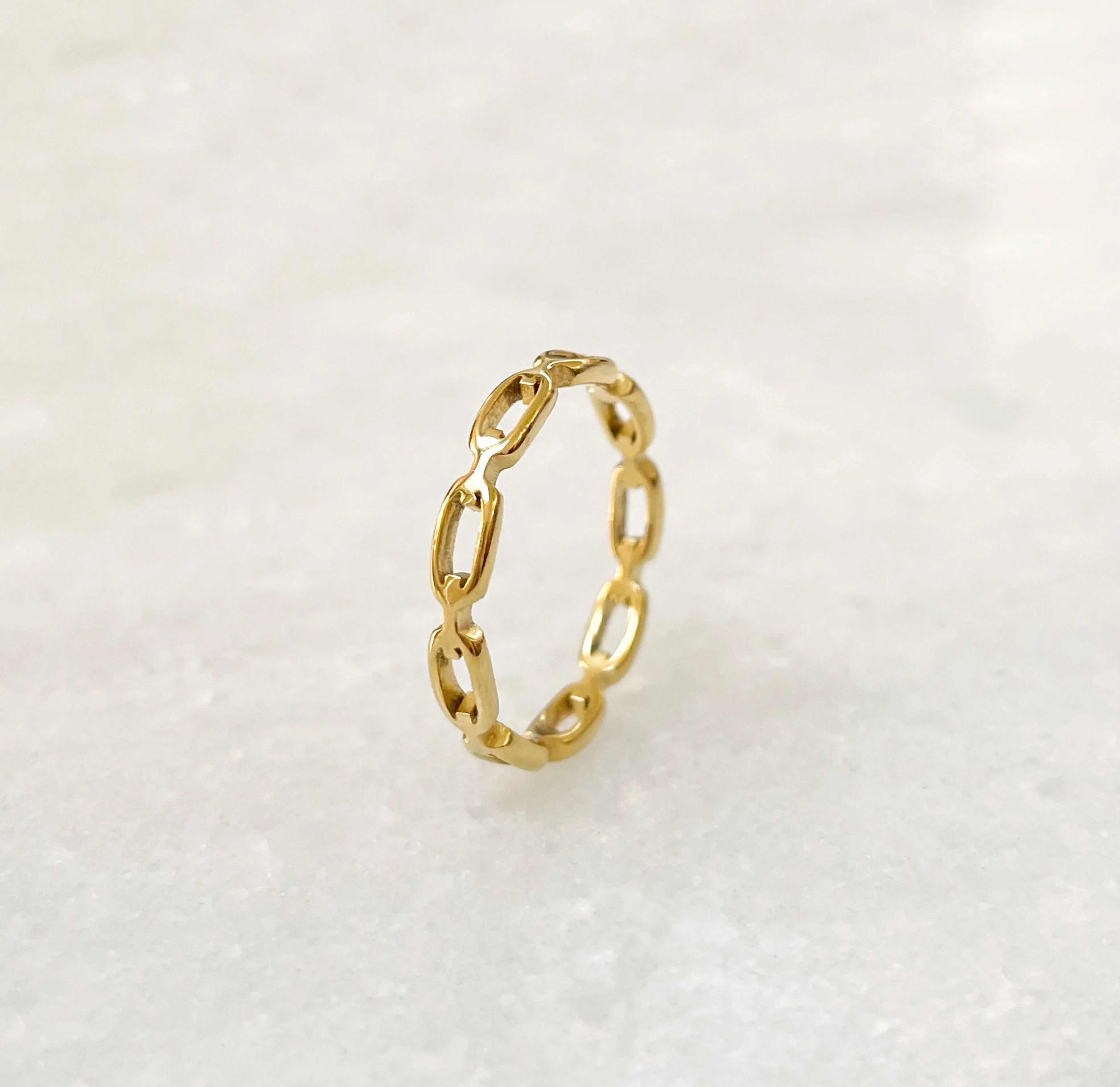 BEBE THIN GOLD CHAIN STACKABLE RING