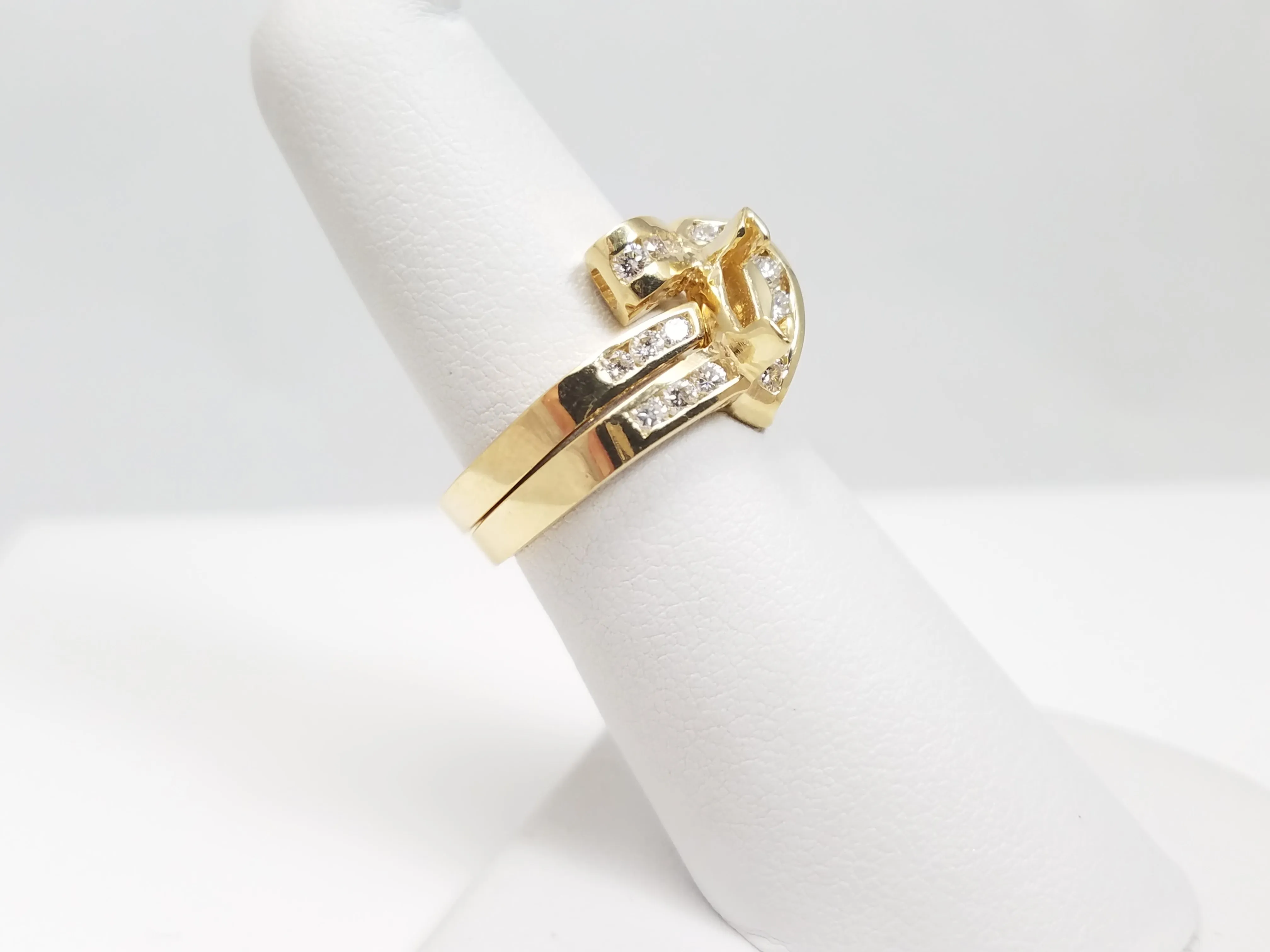 Charming 14k Yellow Gold Natural Diamond Engagement Ring Mounting