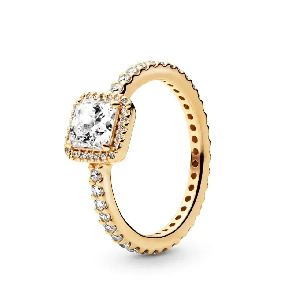 Classic Crown Round Gold Ring