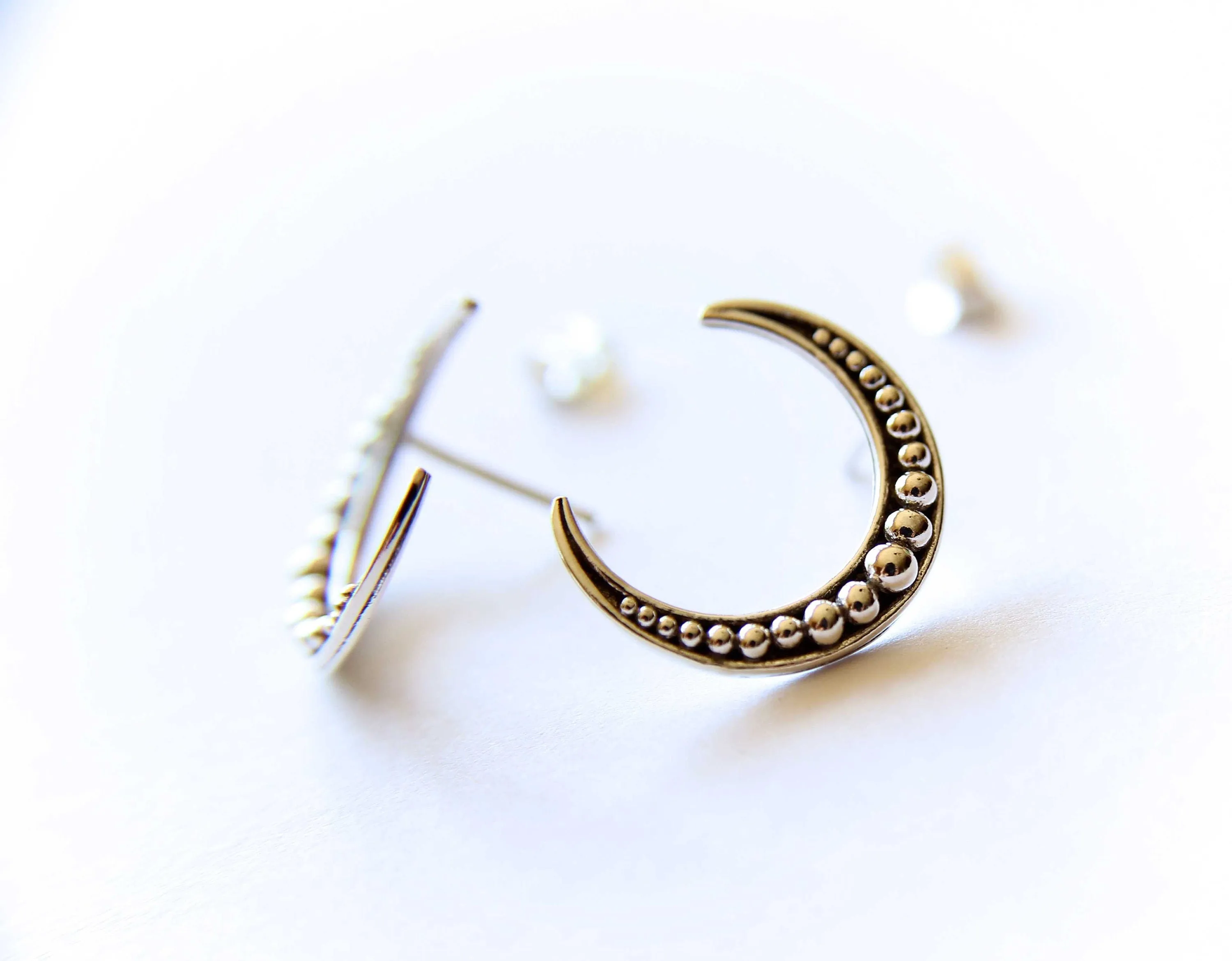 Crescent Moon Earrings, Crescent Earrings, Moon Stud Earrings, Crescent Stud Earrings, Beaded Moon Earrings, Boho Chic, Moon Jewelry, Gift