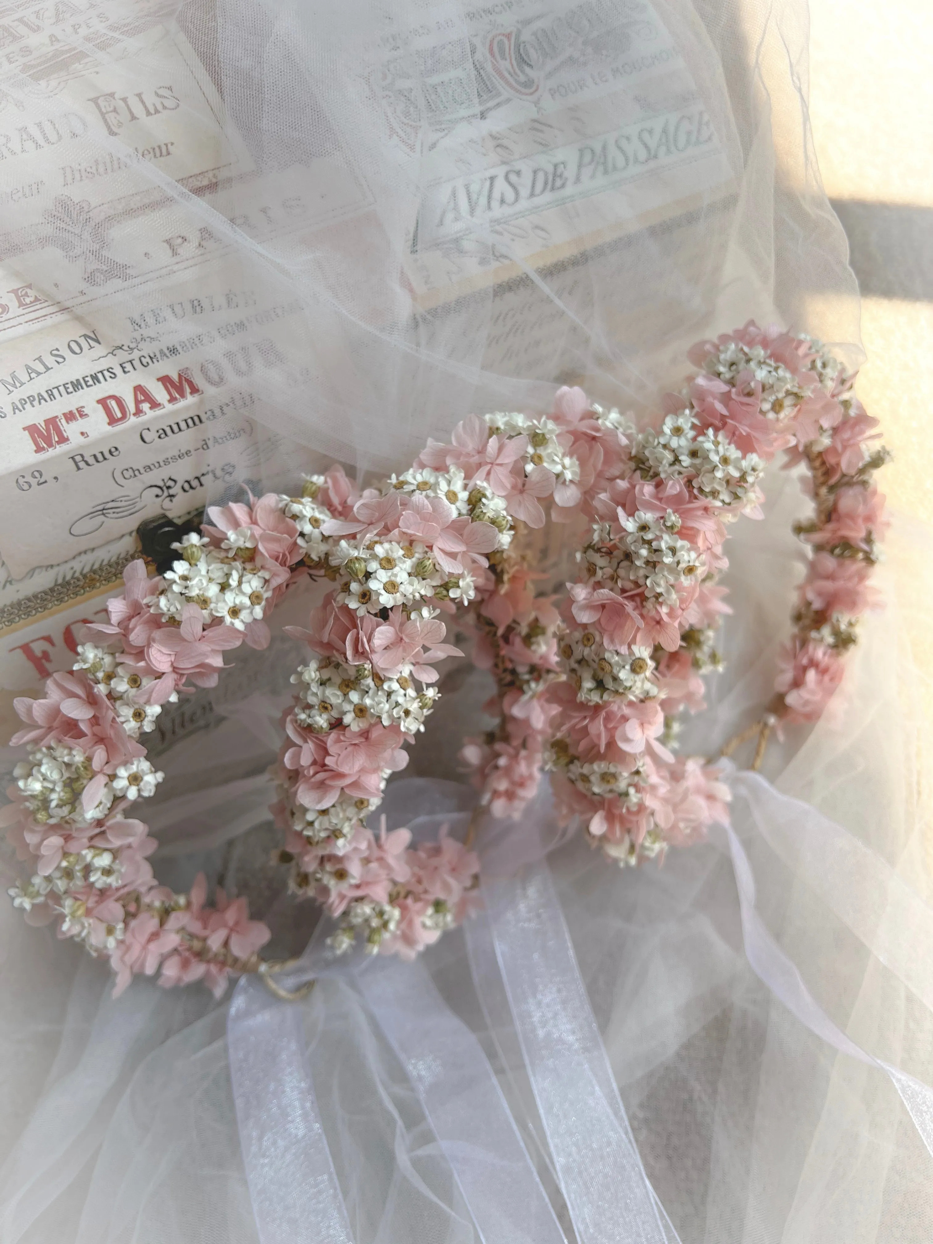 Dried Daisy Headband, Daisy and Pink Hydrangea Flower Crown, Dusty Pink Headpiece for Brides, Flower Girls Headband, Romantic Floral Tiara