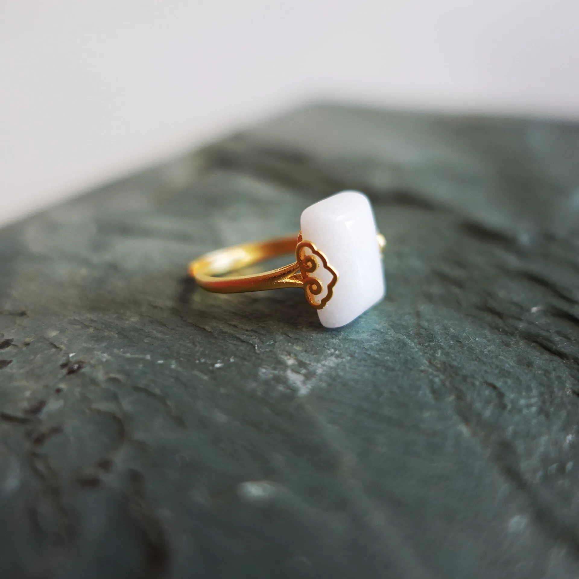 Gold Rectangle White Jade Ring