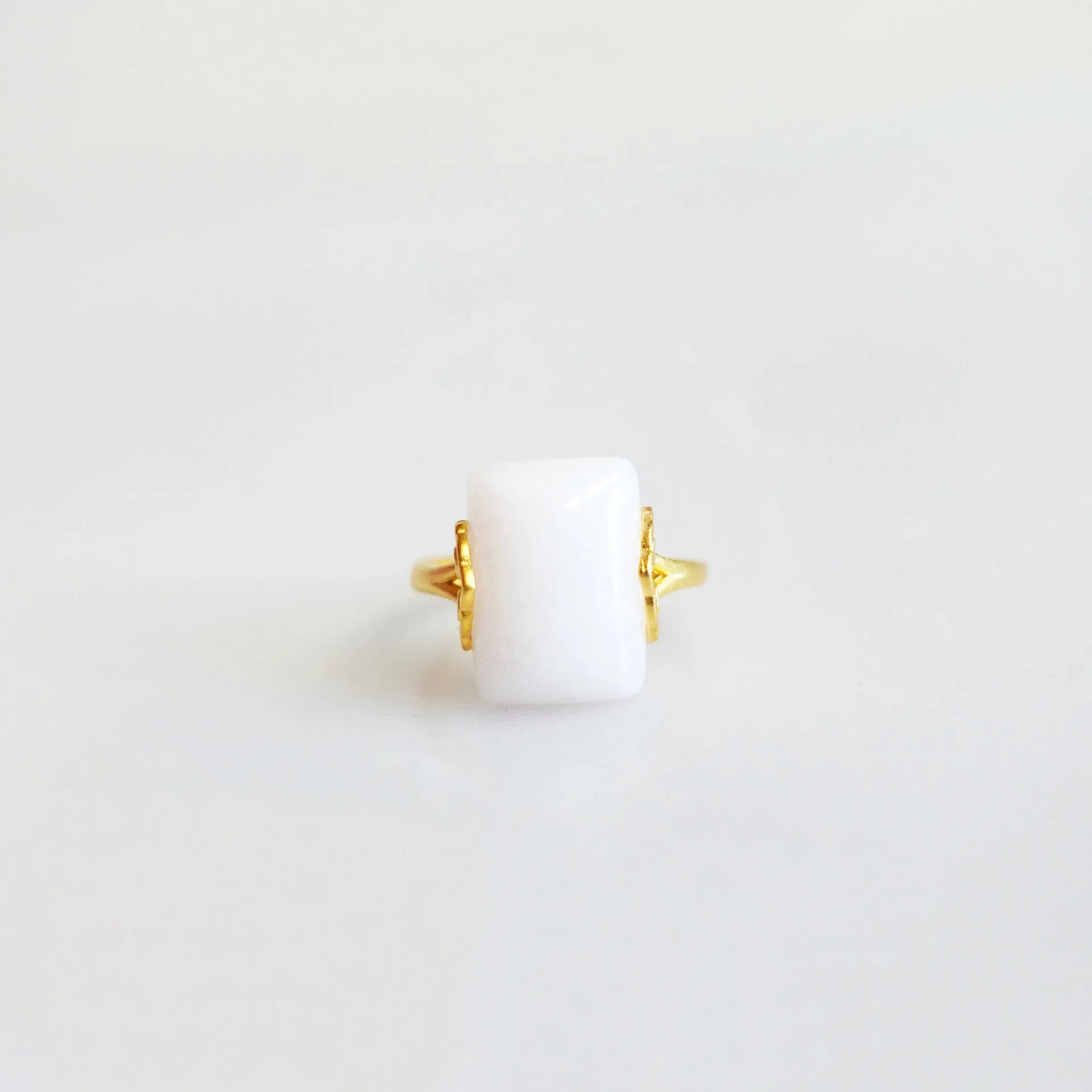 Gold Rectangle White Jade Ring