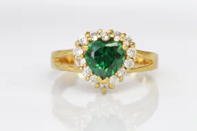 GREEN HEART Ring