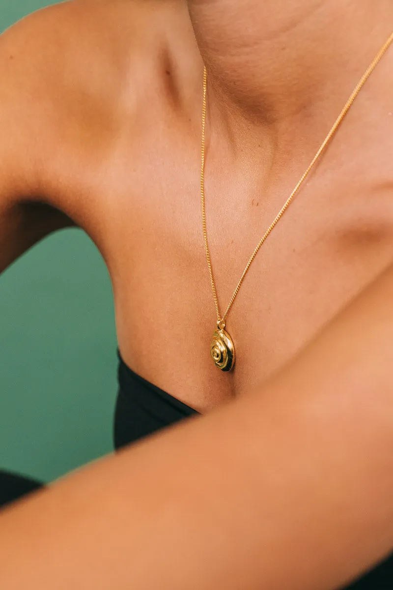 Ocean Swirl Necklace Gold Plated