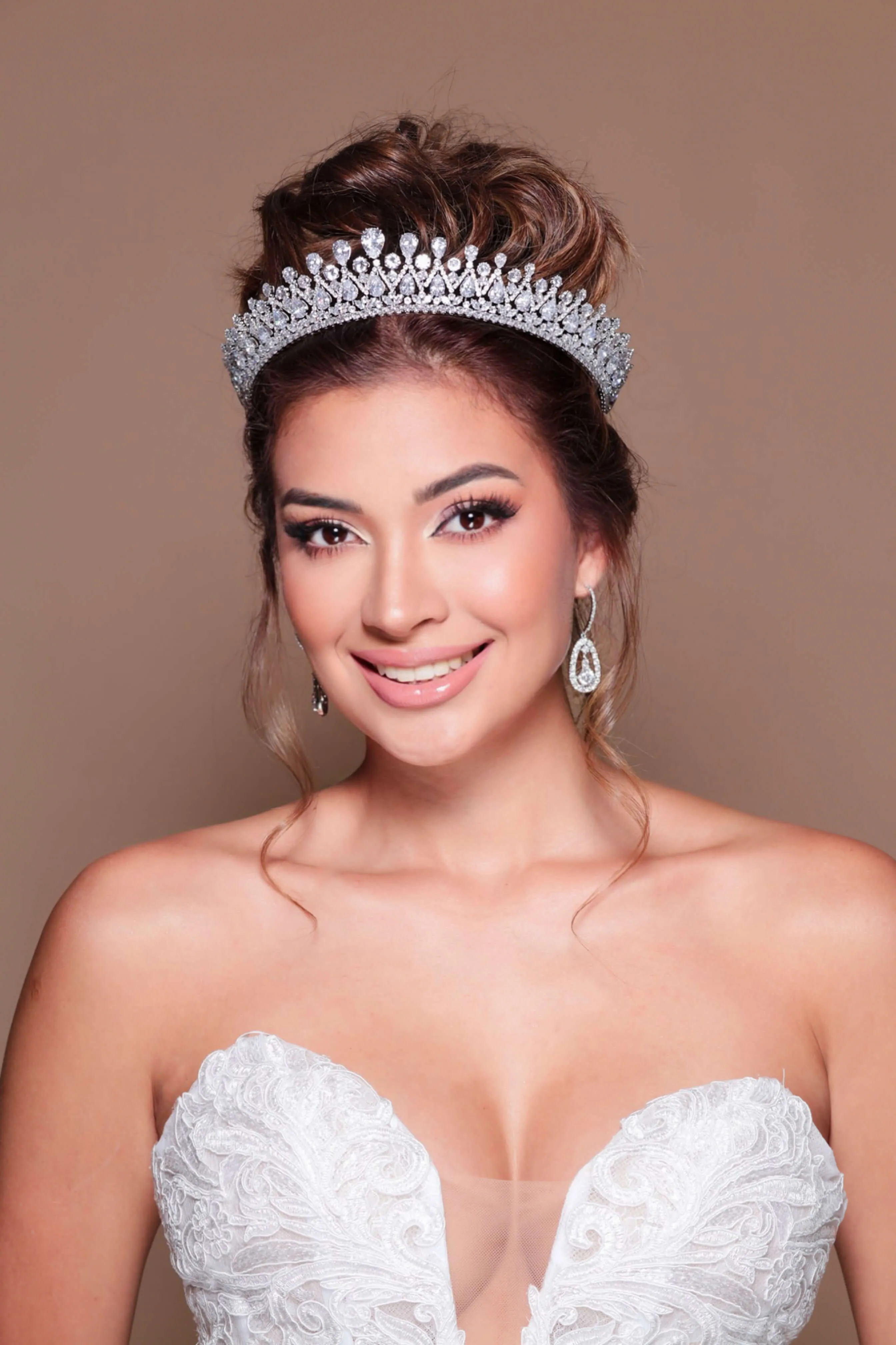 Queen Tiara for Bride, Crown for Quince, Timeless Classic Corona