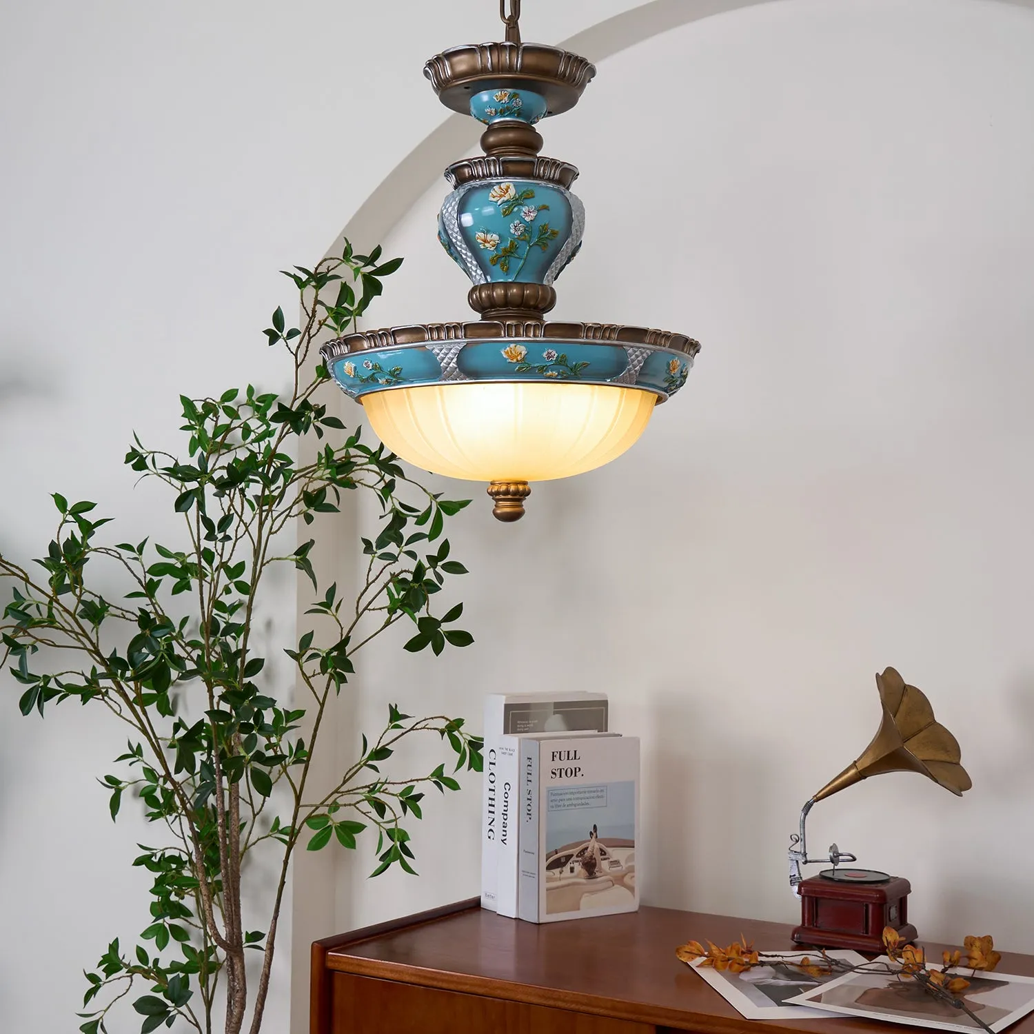 Retro Floral Resin Pendant Light