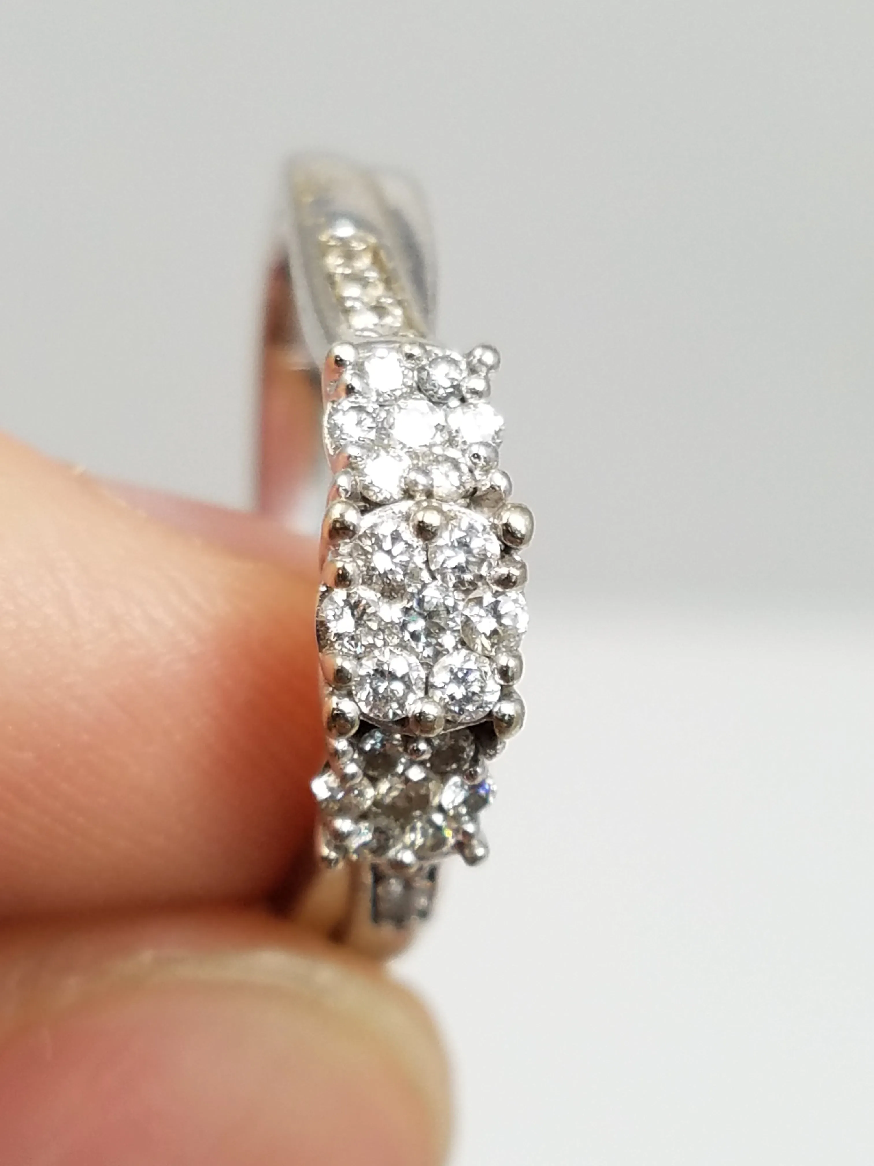 Sparkling 10k White Gold Natural Diamond Cluster Engagement Ring