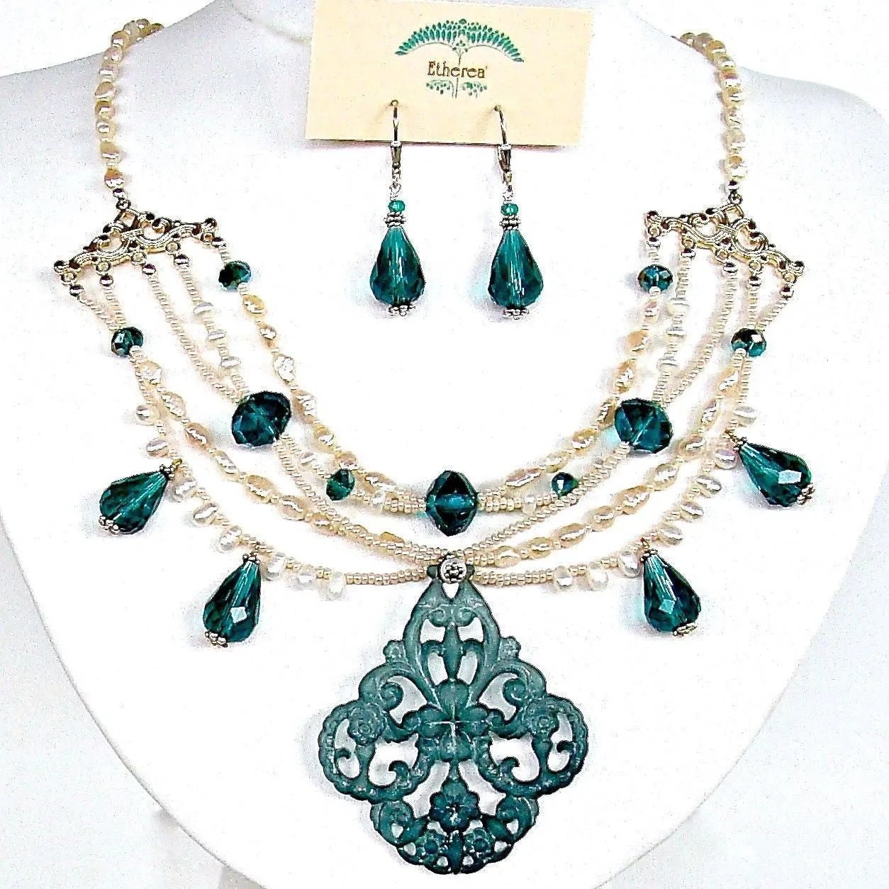 Starlet: 18.5" Pearl and Crystal Chandelier Necklace Set