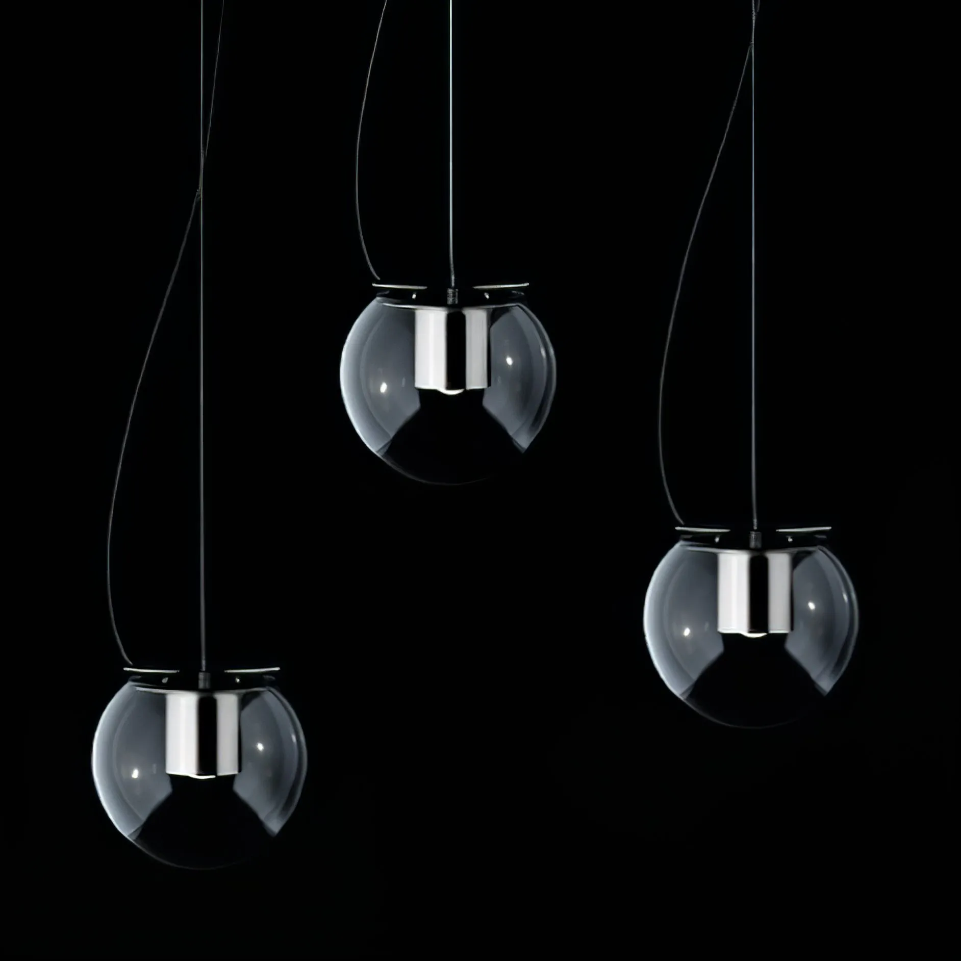 The Globe Pendant Lamp