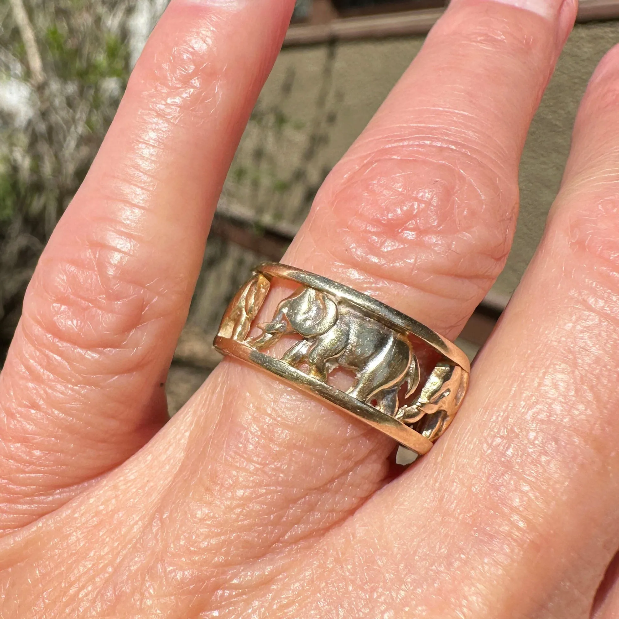 Vintage Wide 14K Gold Cutout Elephant Ring Band